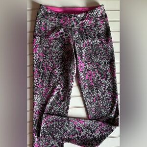 IVIVVA by Lululemon girls Luon luon purple patterned leggings
